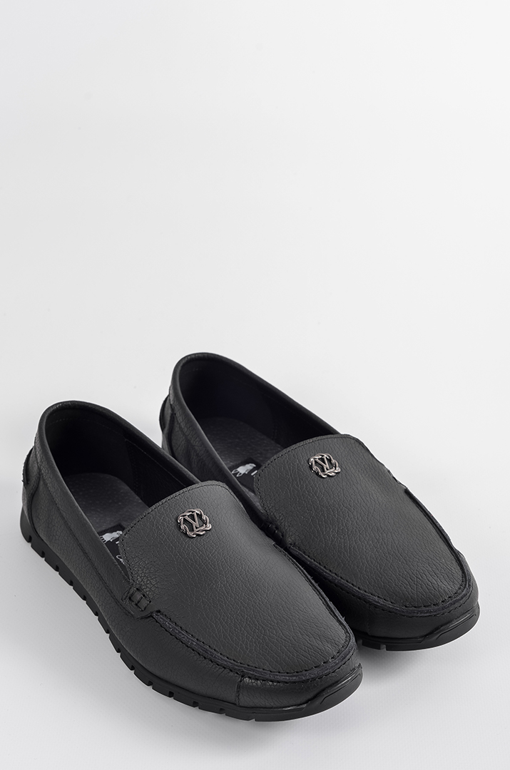 elegantni_chorni_mokasyny_zi_shkiry_velykyh_rozmiriv_45734_Pishna_Krasa Елегантні чорні мокасини зі шкіри великих розмірів