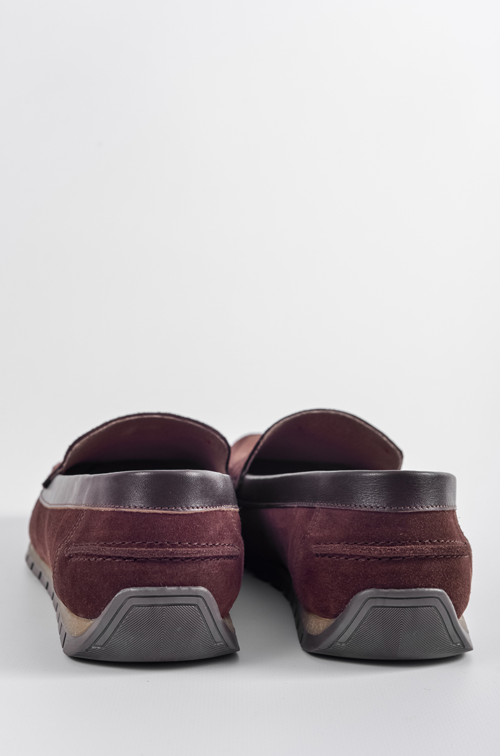 Темно-коричневі мокасини з замші великих розмірів