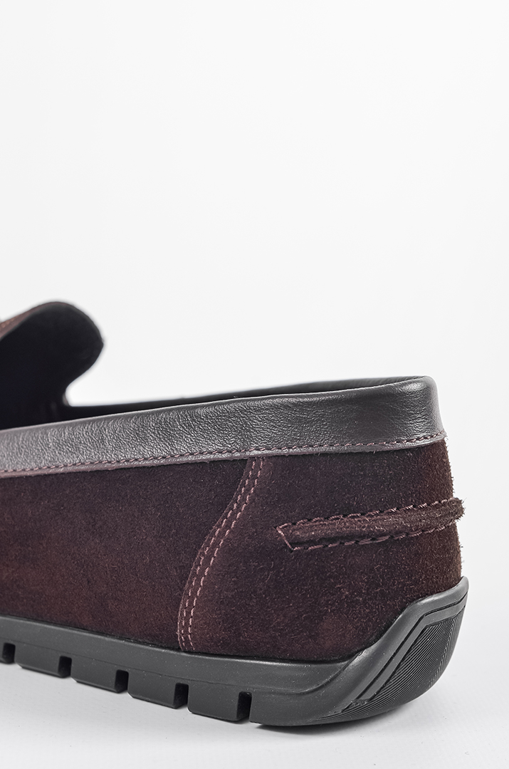 Мокасини в шоколадному кольорі із замші великих розмірів