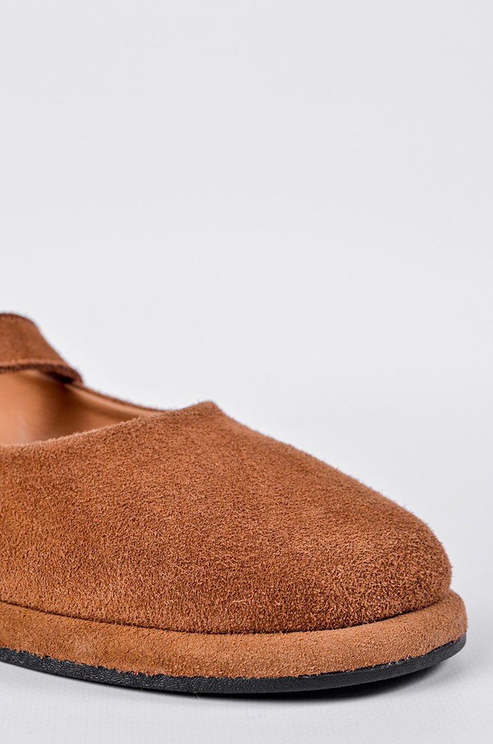 Замшеві балетки у світло‑коричневому відтінку великих розмірів