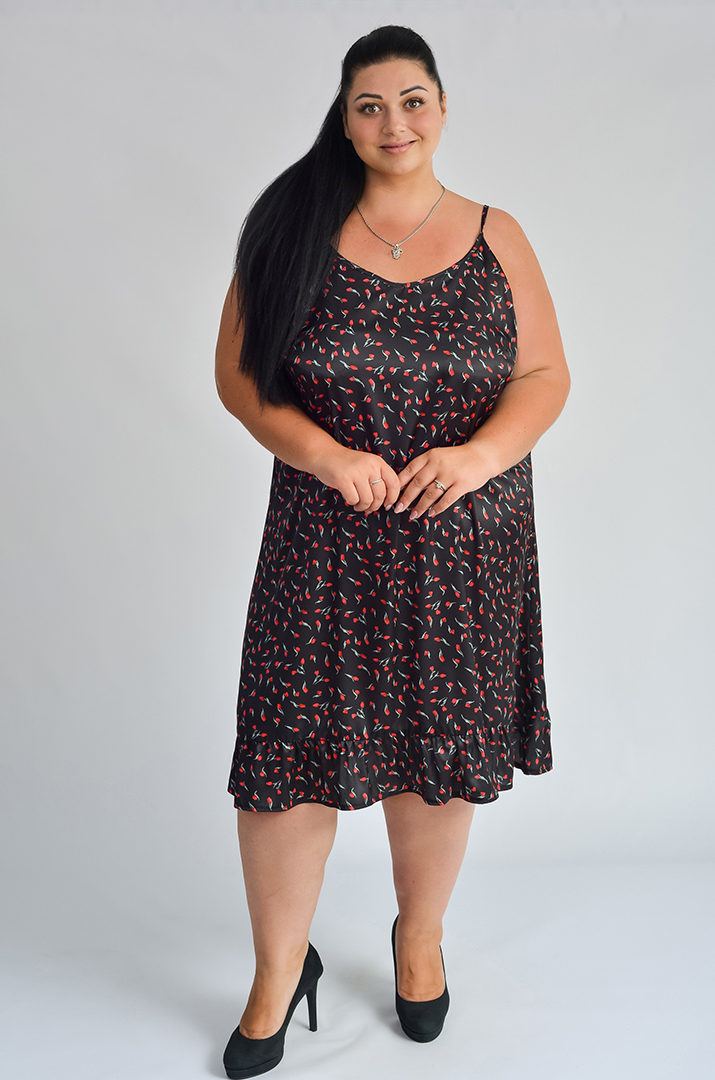 Шовкова нічна сорочка в різних принтах великих розмірів