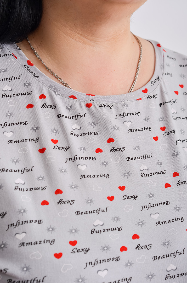 Нічна сорочка коротка в принт великих розмірів