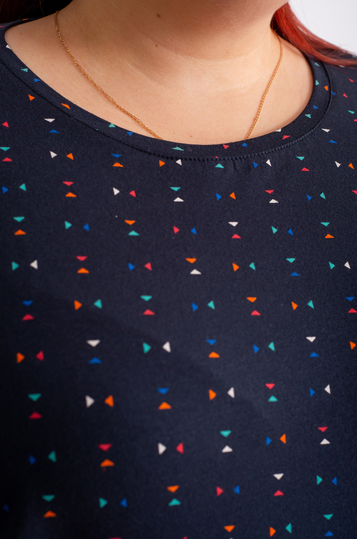 Нічна сорочка коротка в принт великих розмірів