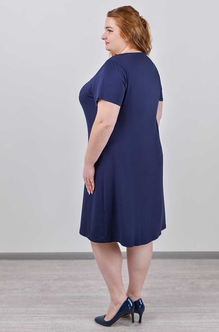 Короткая ночная рубашка с кружевными вставками больших размеров