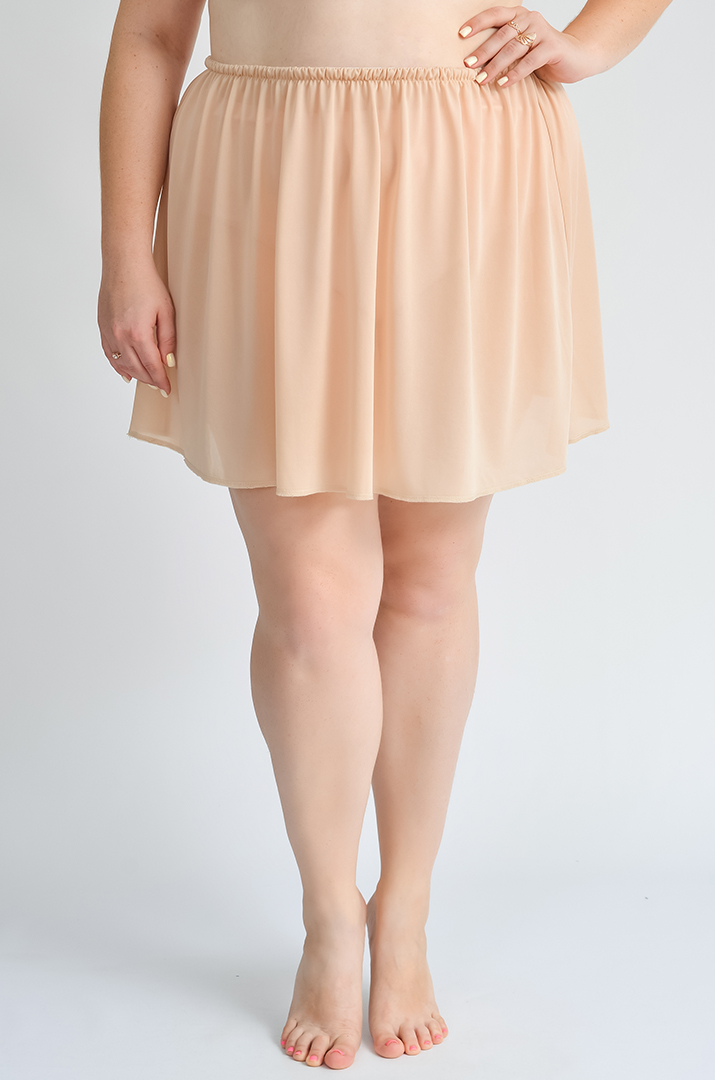 Підспідничник короткий бежевого кольору великих розмірів