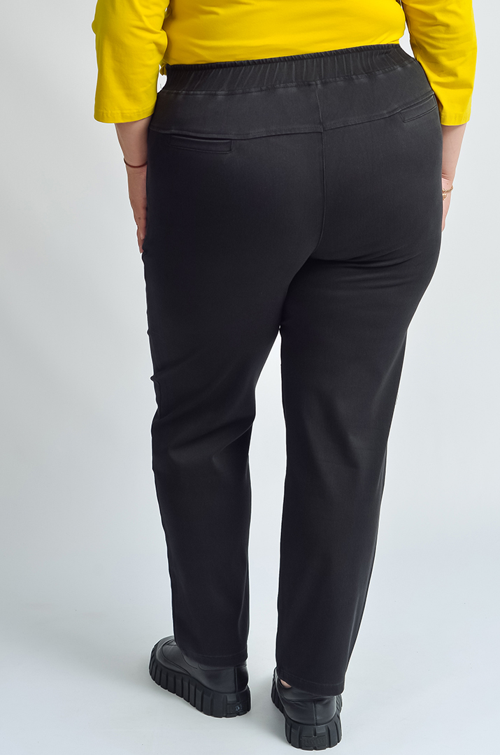 Джеггінси з еластичним поясом і кишенями великих розмірів