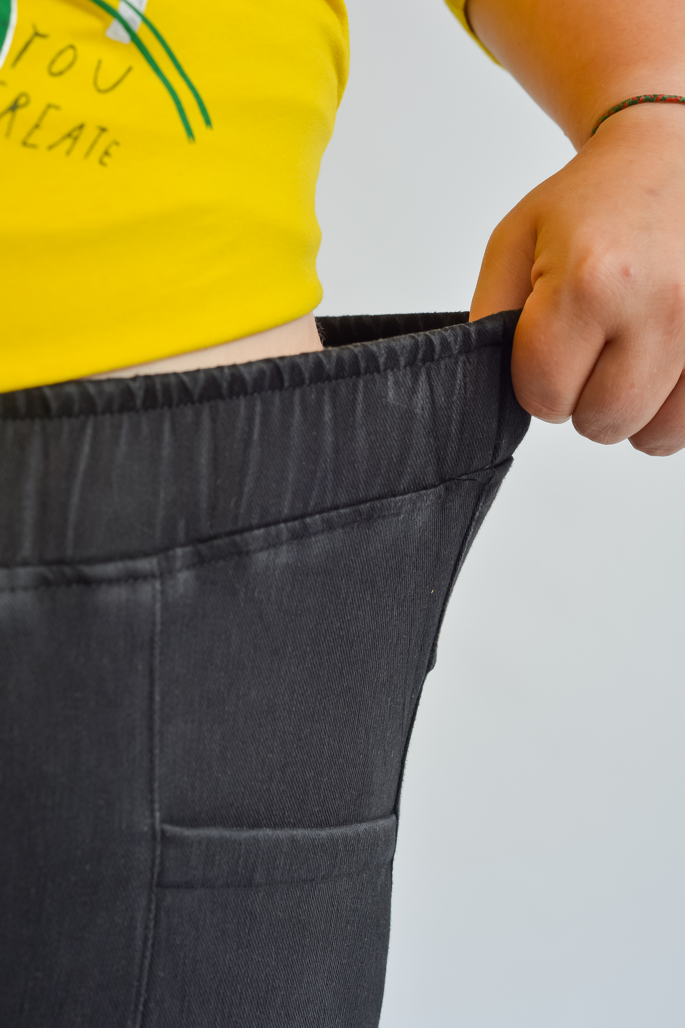 Джеггінси з еластичним поясом і кишенями великих розмірів