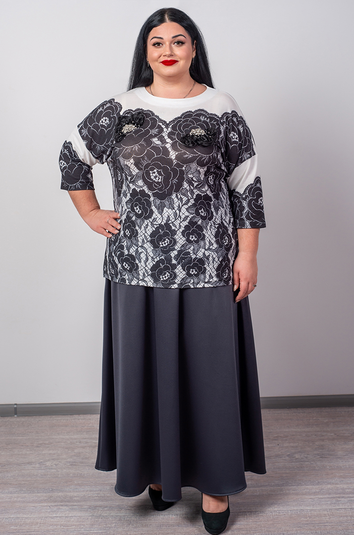 Блуза довга з контрастним флористичним принтом великих розмірів