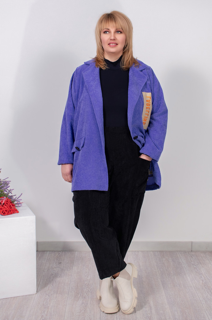 Вельветовый длинный пиджак на пуговицах батал