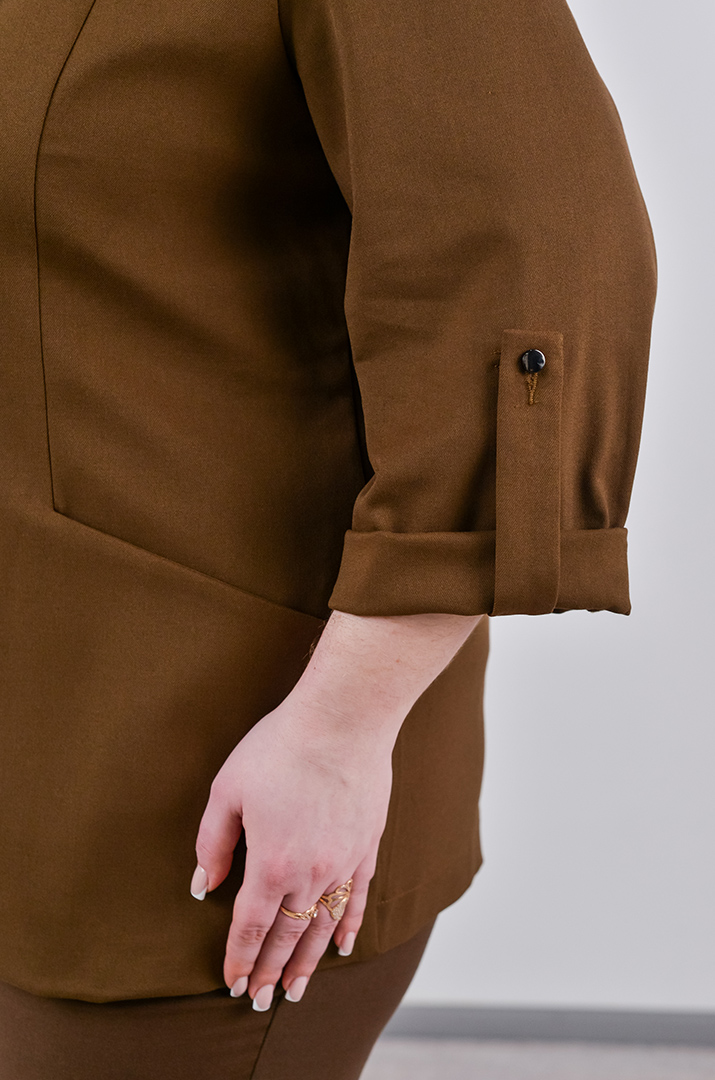 Пиджак с воротником больших размеров