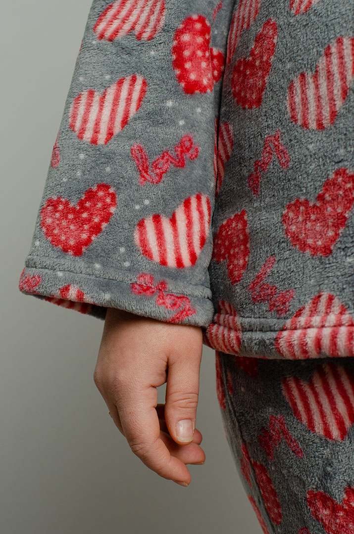 Махровая пижама в принт больших размеров