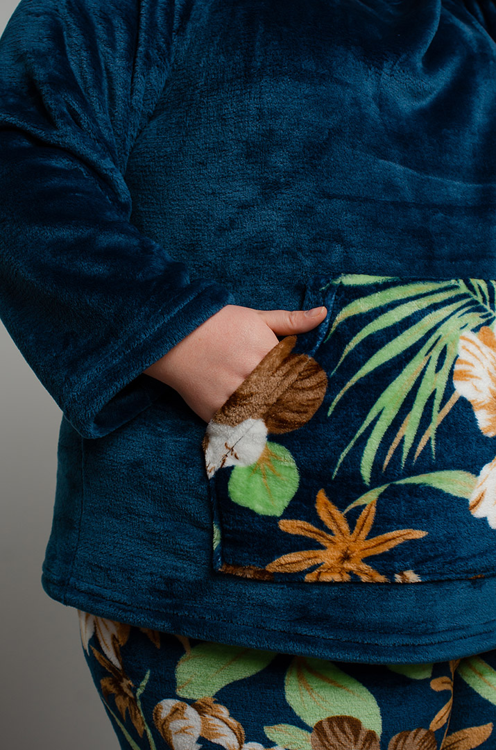 Махровая пижама в принт больших размеров