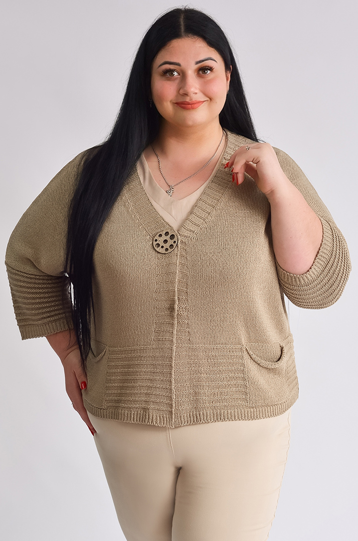 Жакет в'язаний з прикрасою великих розмірів