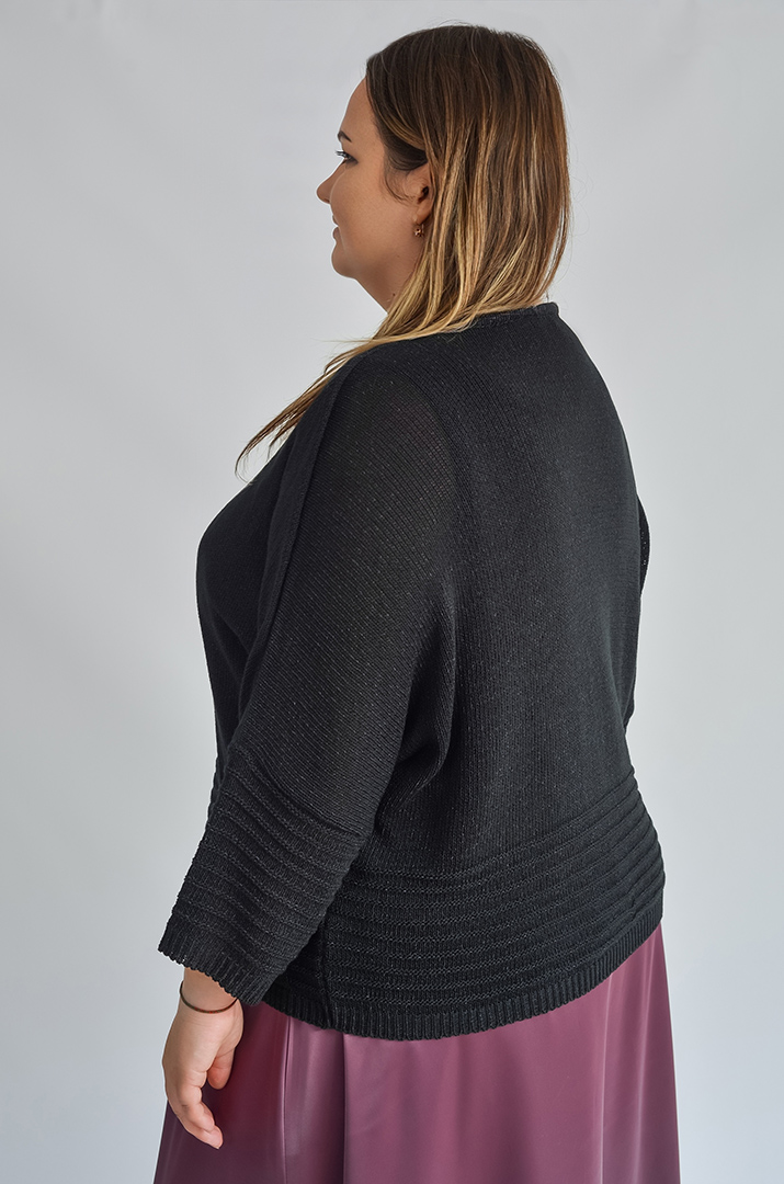 Жакет в'язаний з прикрасою великих розмірів