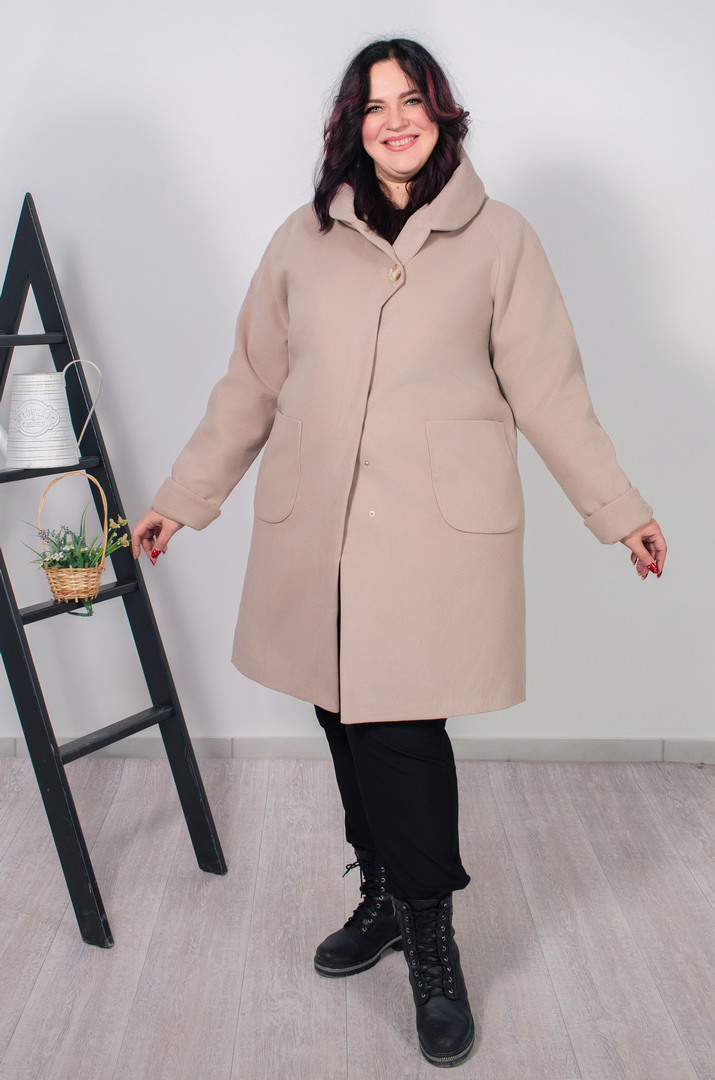 Кашемировое пальто с капюшоном батал