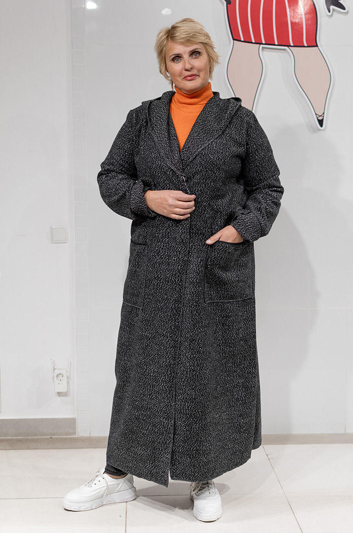 Пальто букле з прикрасою супер батал