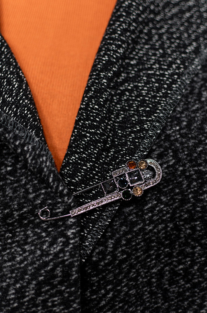 Пальто букле з прикрасою супер батал