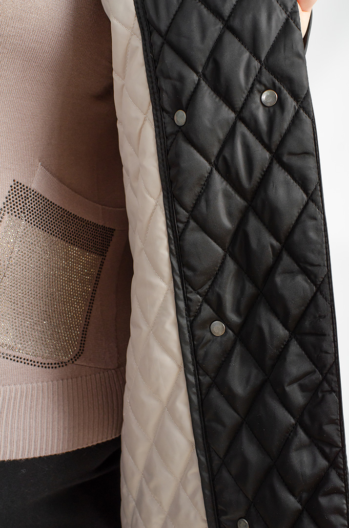 Пальто з декоративними елементами великих розмірів