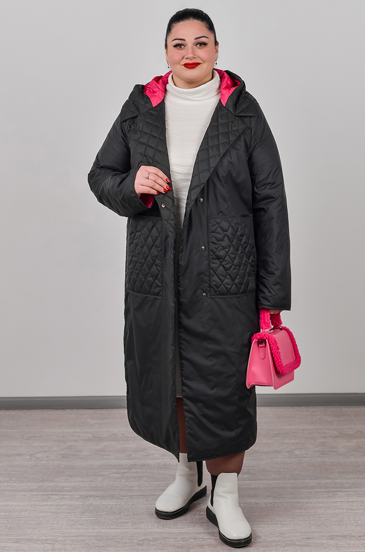 Пальто з декоративними елементами великих розмірів