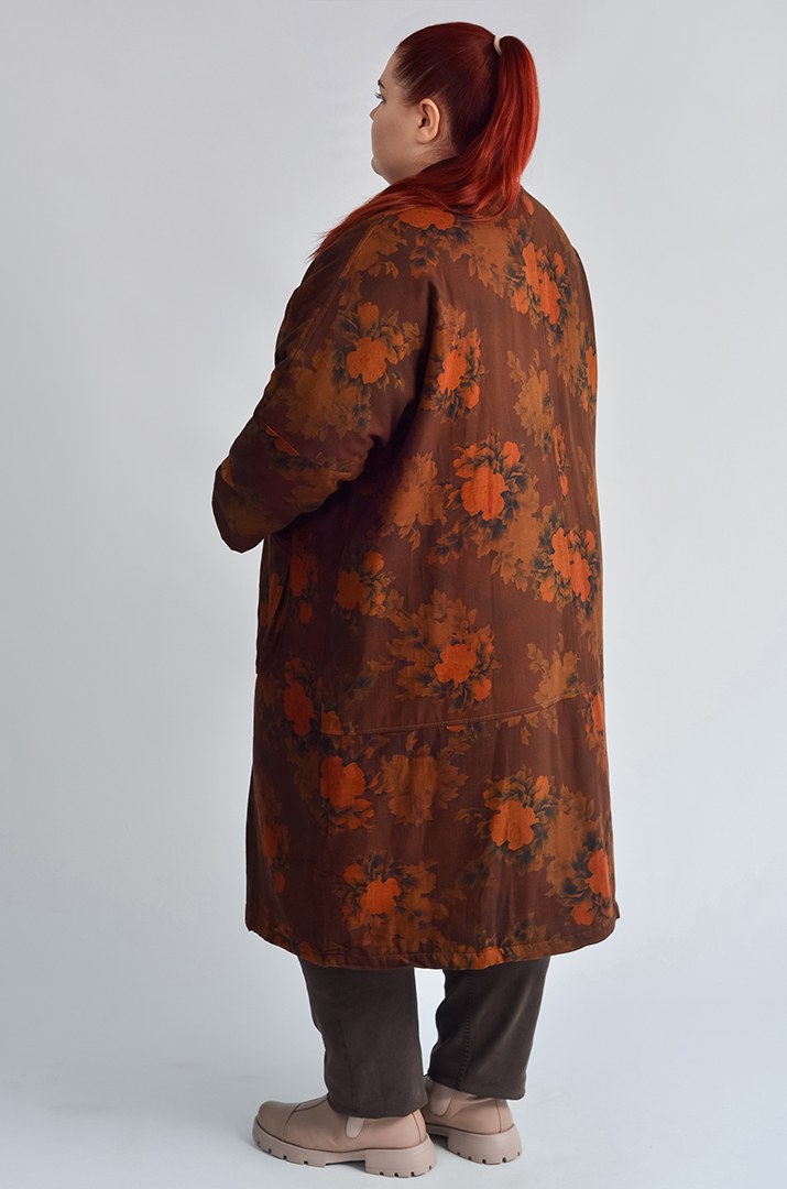 Пальто з квітковим принтом і накладними кишенями великих розмірів