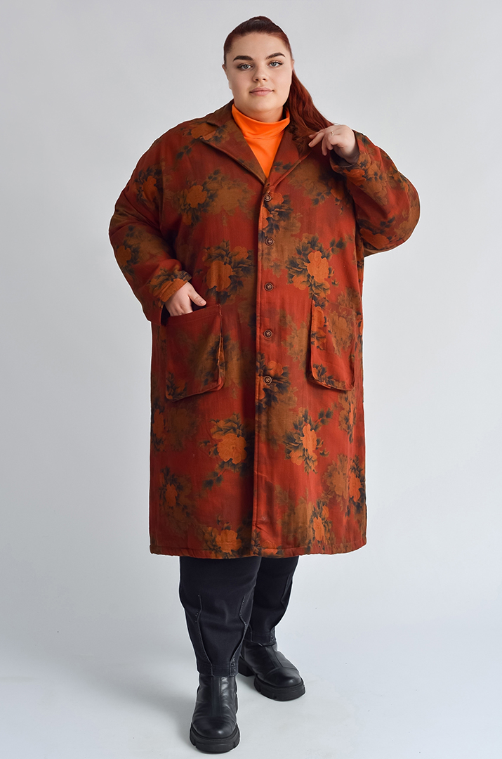 Пальто з квітковим принтом і накладними кишенями великих розмірів