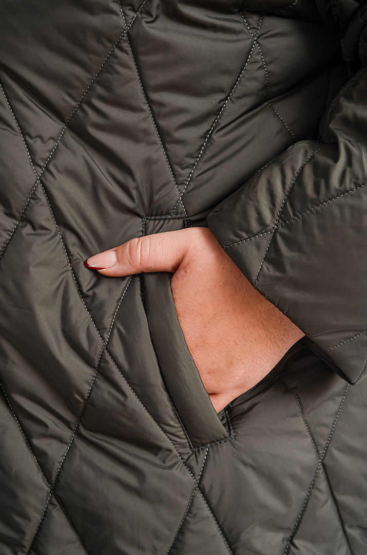 Зимове коротке пальто зі знімним капюшоном великих розмірів