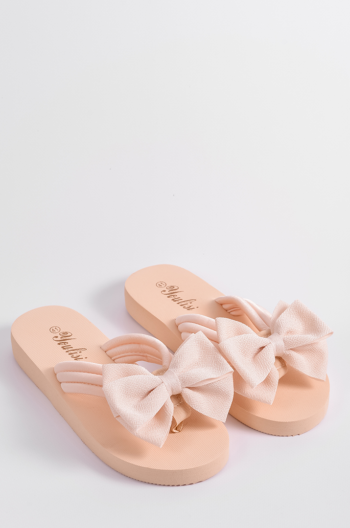 Вʼєтнамки в бежевому кольорі з декоративним бантом великих розмірів