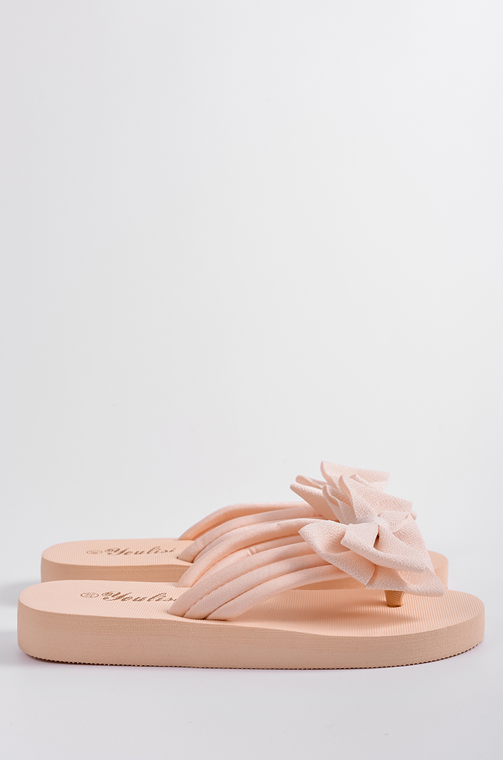 Вʼєтнамки в бежевому кольорі з декоративним бантом великих розмірів