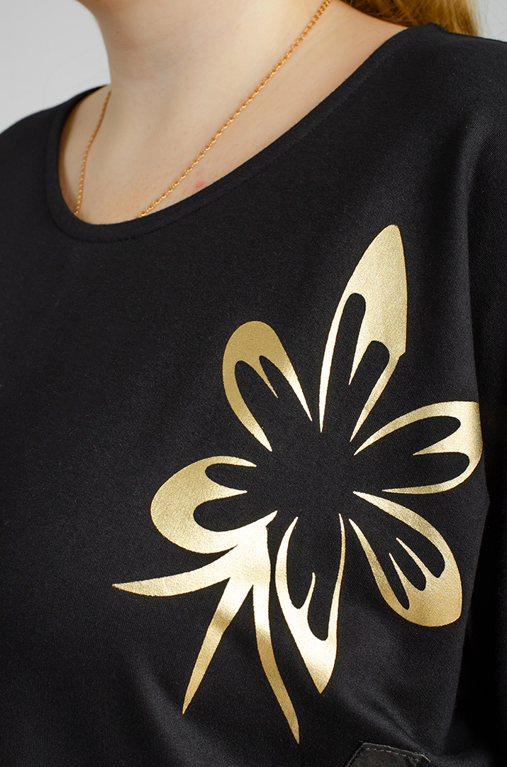 Черный костюм - брюки с золотисто-серебряным декором больших размеров