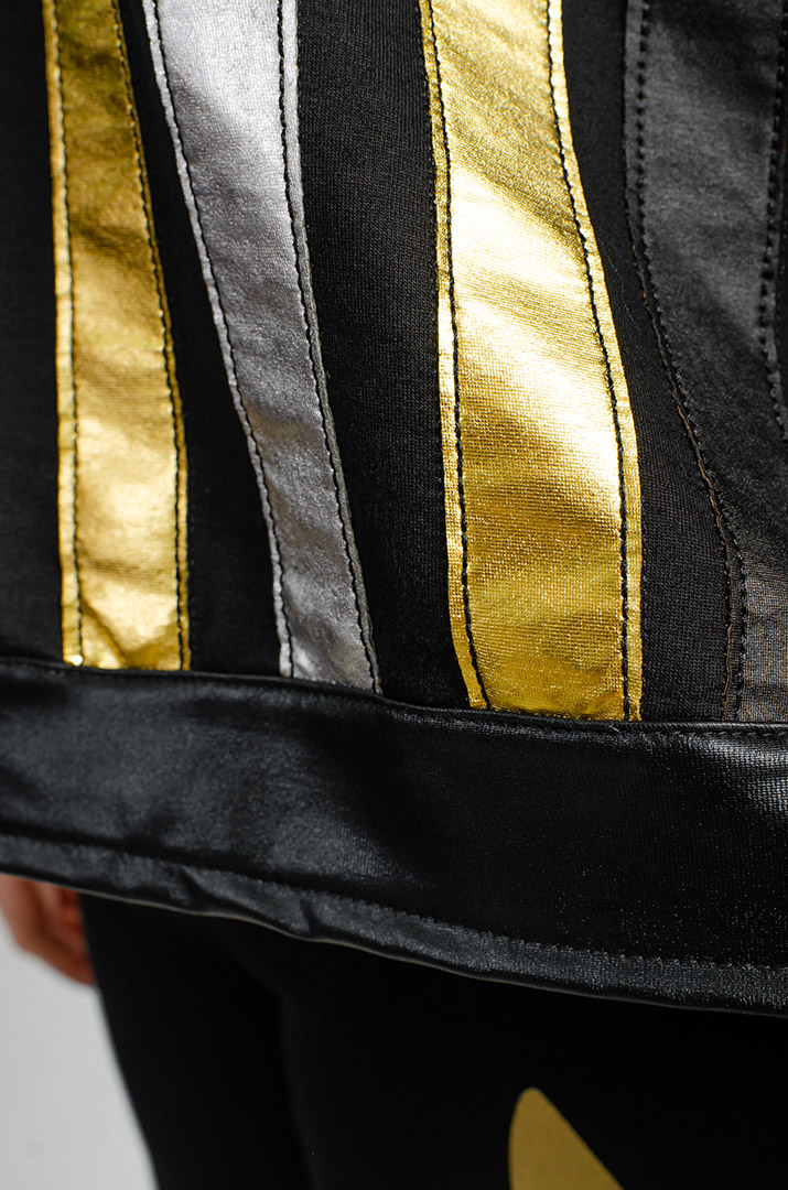 Черный костюм - брюки с золотисто-серебряным декором больших размеров