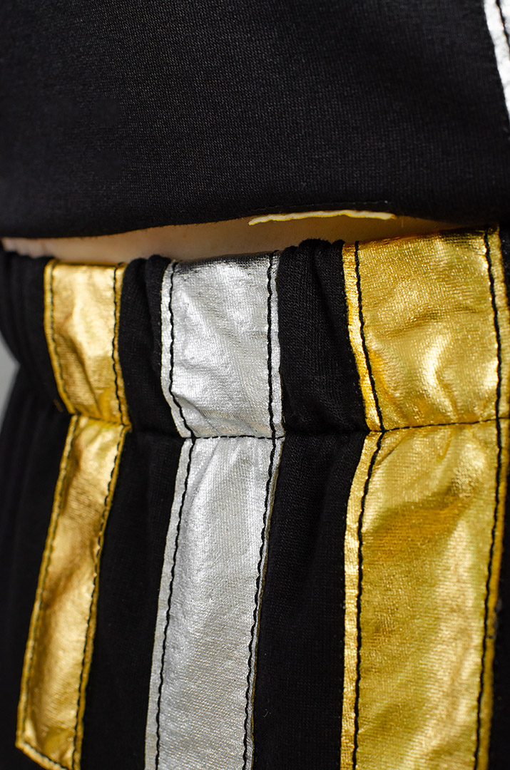 Черный костюм - брюки с золотисто-серебряным декором больших размеров