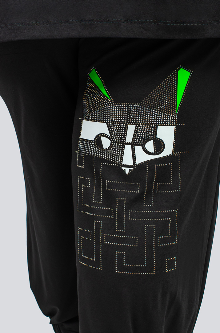 Прогулочный костюм со стильным декором больших размеров