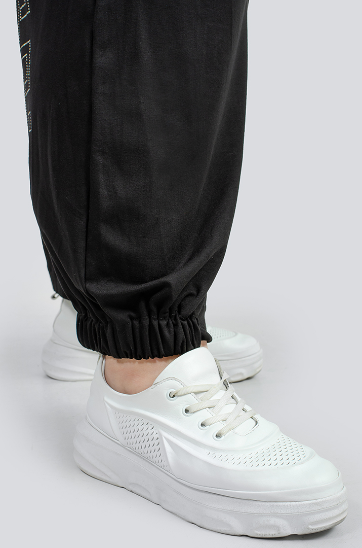 Прогулочный костюм со стильным декором больших размеров