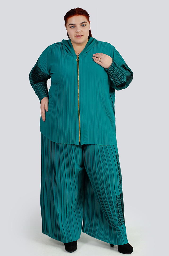 Розкішний костюм з широкими брюками великих розмірів