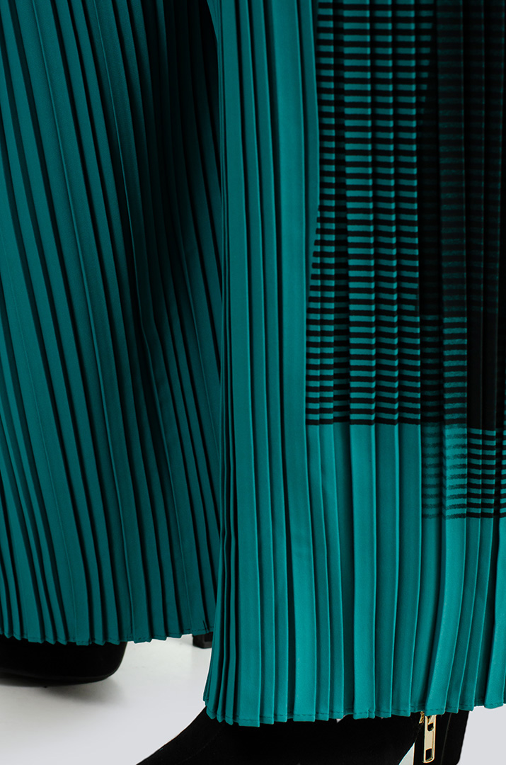 Розкішний костюм з широкими брюками великих розмірів