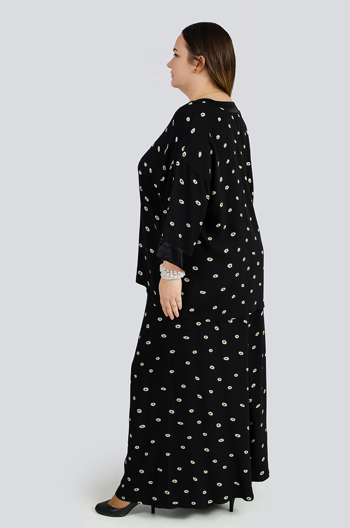 Костюм с брюками в принт больших размеров