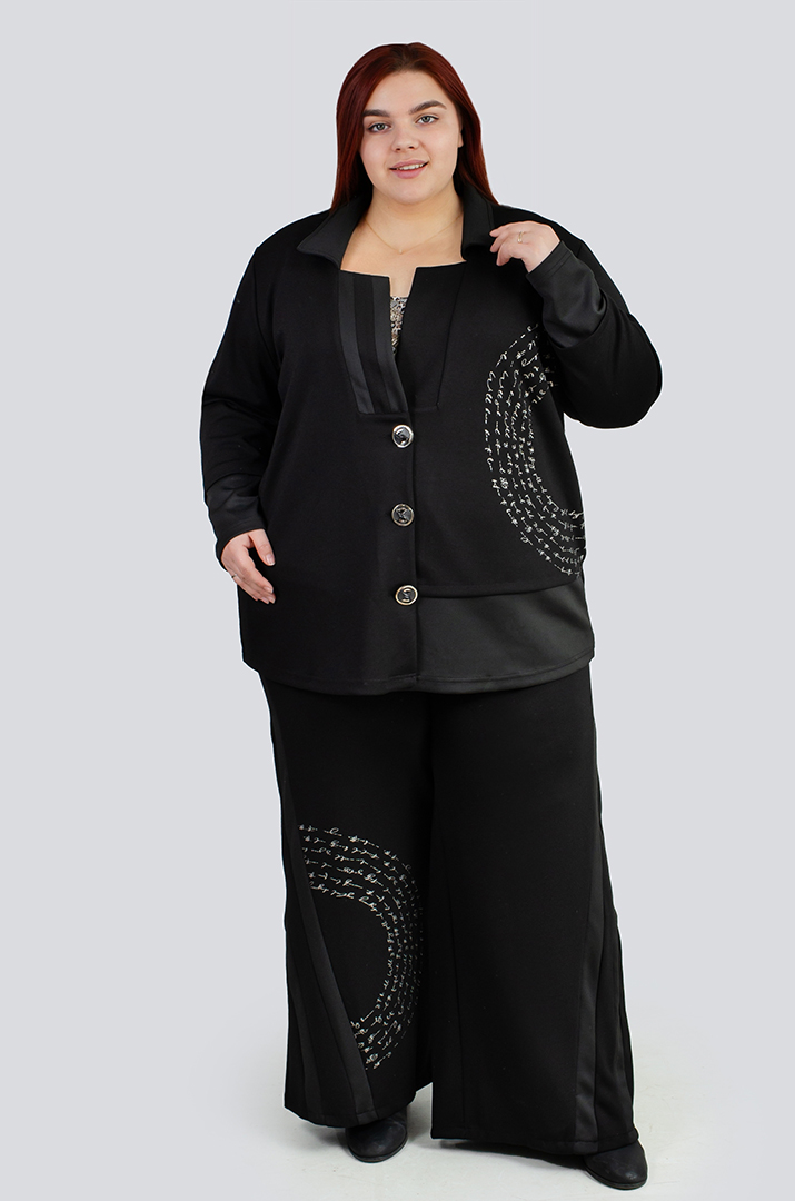 Костюм жакет и брюки с декором больших размеров