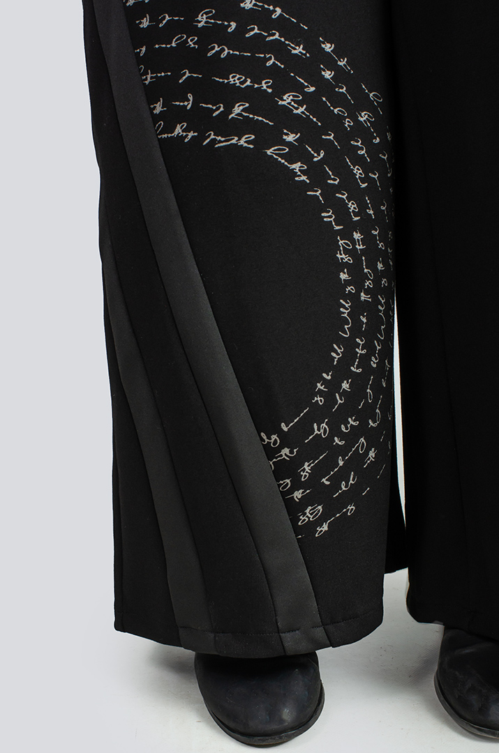 Костюм жакет и брюки с декором больших размеров