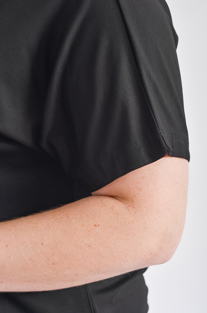 Чорний прогулянковий костюм з рожево-білим принтом великих розмірів