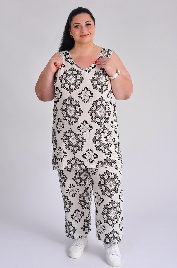 Прогулянковий костюм без застібки великих розмірів