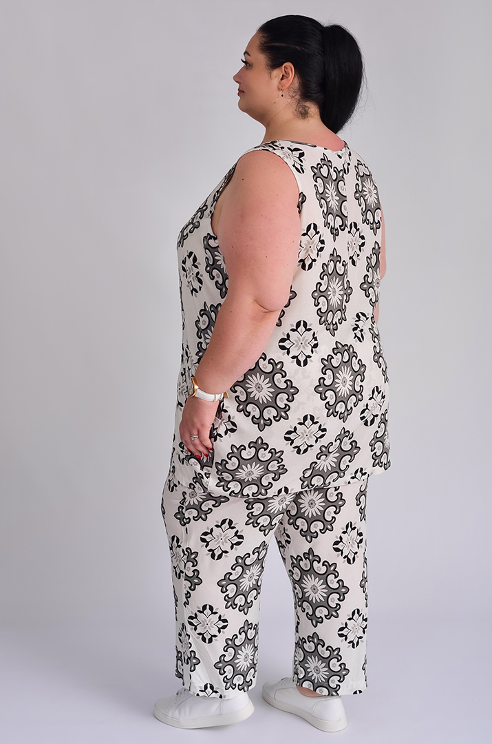 Прогулянковий костюм без застібки великих розмірів