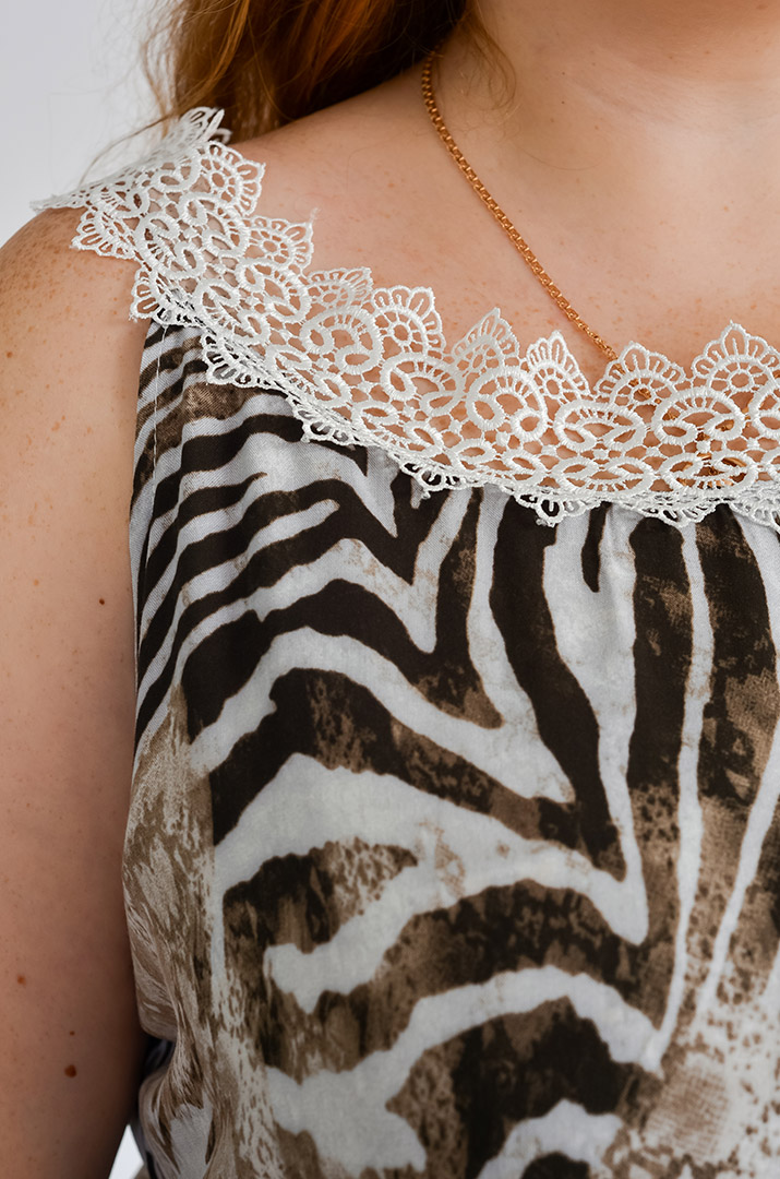 Прогулянковий костюм з принтом і мереживом великих розмірів