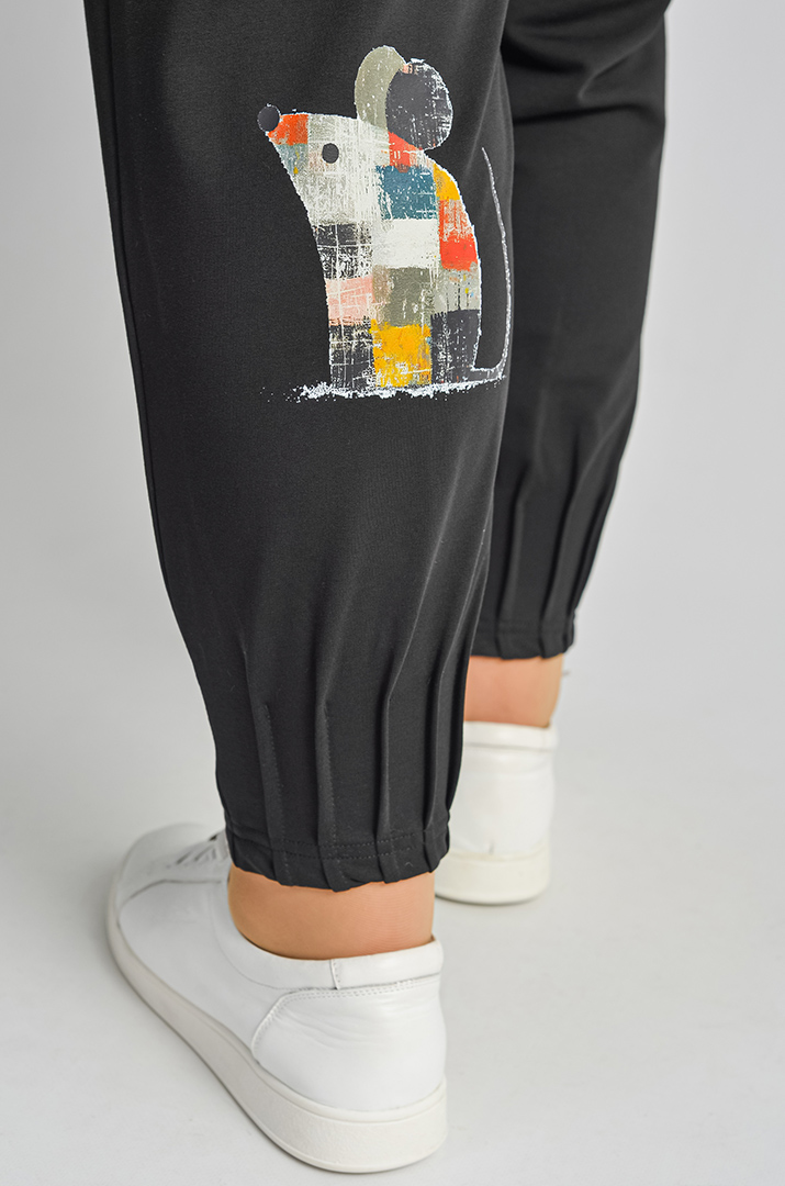 Прогулянковий костюм з креативними акцентами великих розмірів