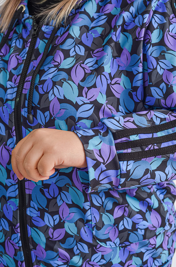 Прогулянковий костюм з художнім принтом листочків великих розмірів