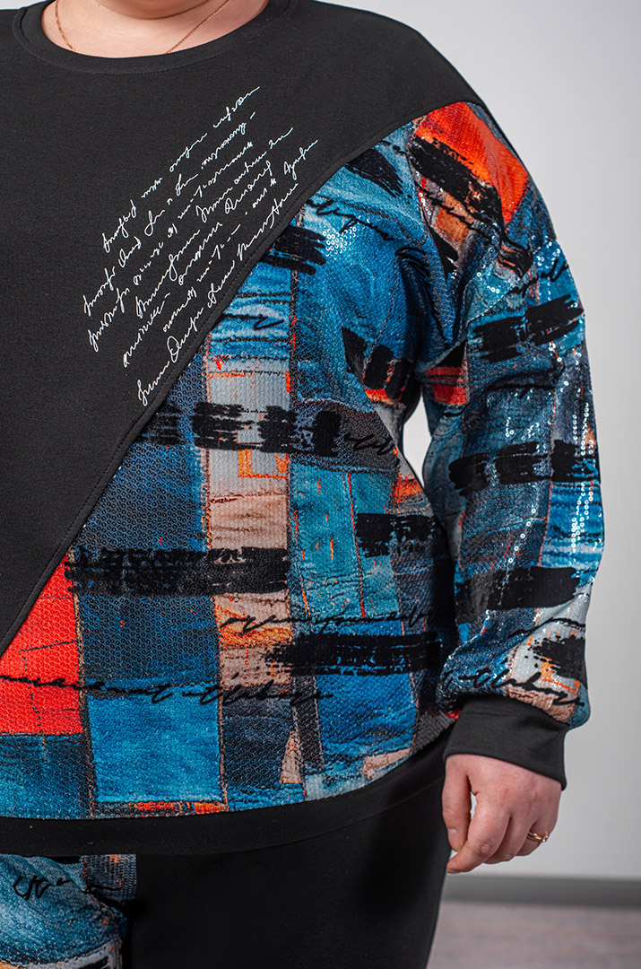 Прогулянковий костюм з асиметричним графічним дизайном великих розмірів