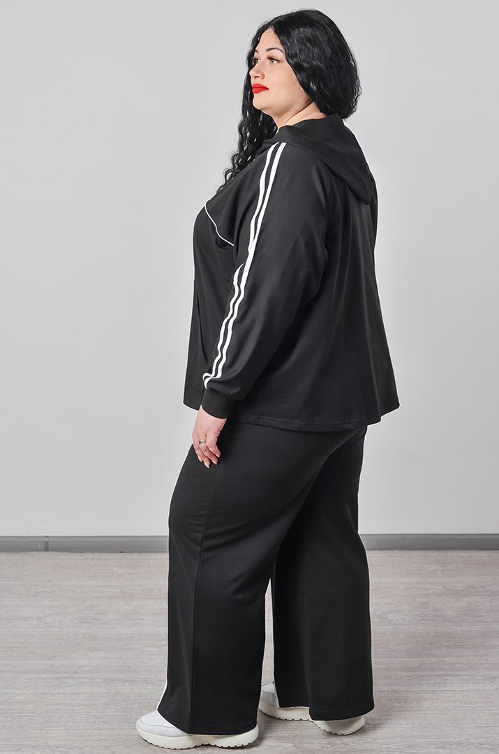 Прогулянковий костюм на блискавці з контрастними елементами великих розмірів