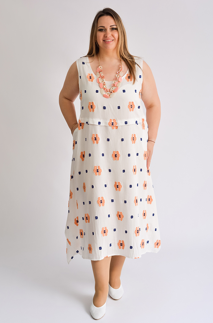 Сарафан-платье миди с декоративным украшением больших размеров