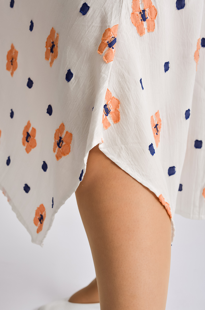 Сарафан-платье миди с декоративным украшением больших размеров