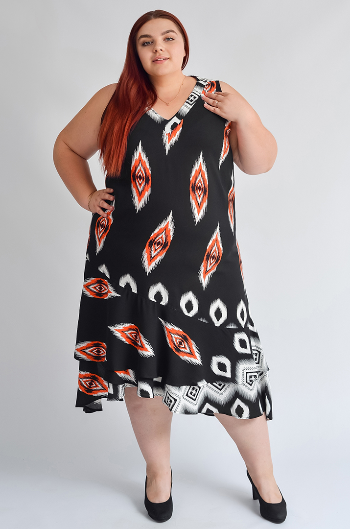 Сарафан-платье с геометрическим принтом и асимметричным низом больших размеров