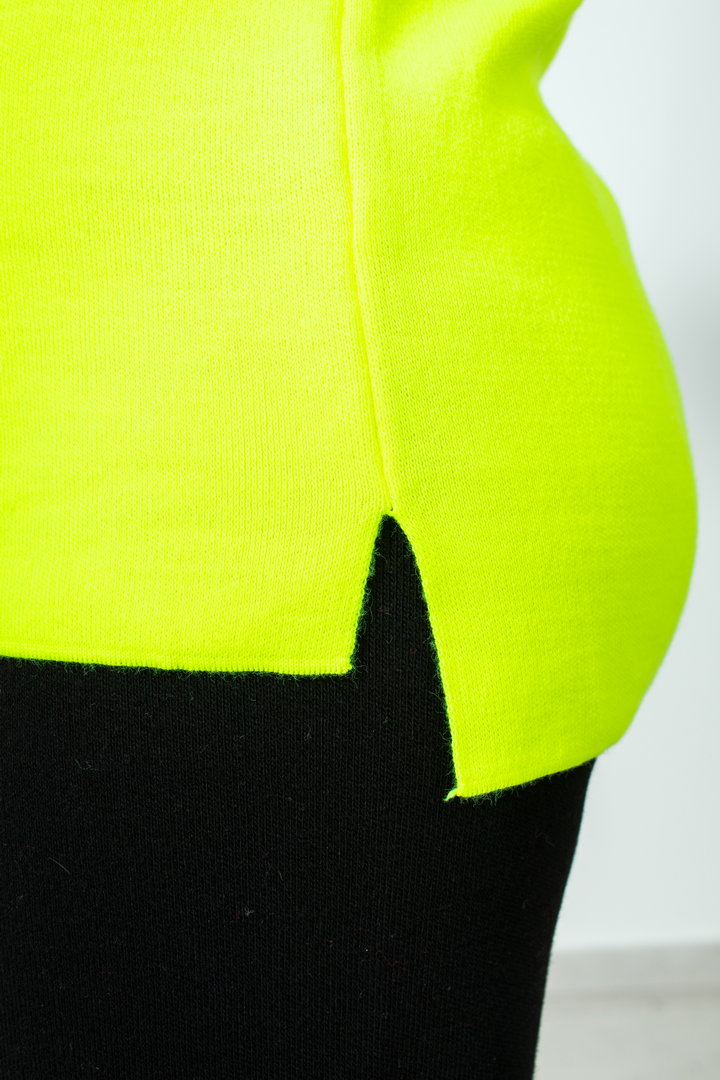 Светр короткий під горло супер батал